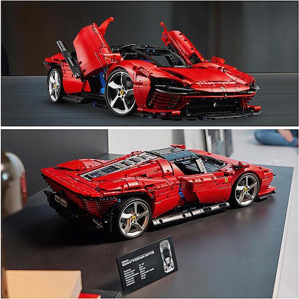 Actual product image LEGO Ferrari Daytona (42143, LEGO Technic)