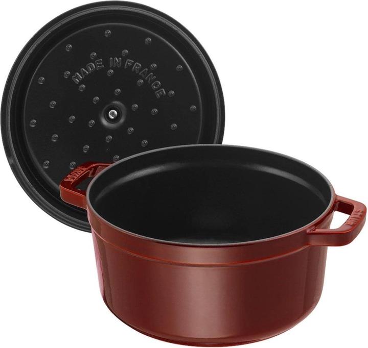 Actual product image Staub Roaster dark red (22 cm, Casserole + Stewpot, Cast iron)