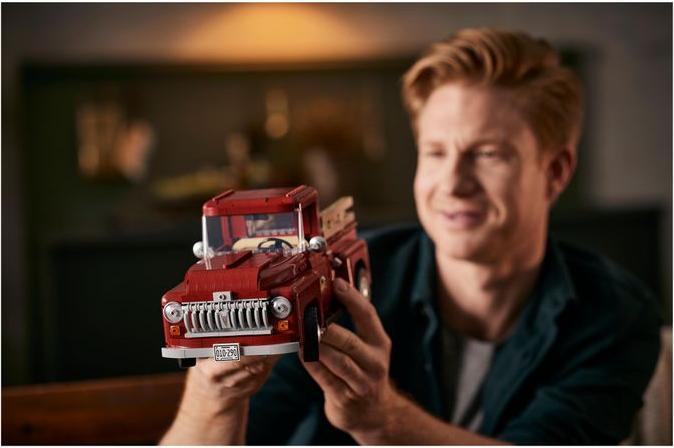 Actual product image LEGO Pickup (10290, LEGO Rare Sets, LEGO Creator Expert)