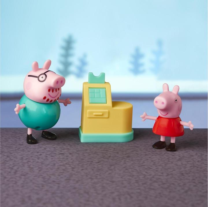 Actual product image Hasbro Peppa's Adventures Peppa at the Sea Museum, preschool toy with 4 figures and 4 accesso...