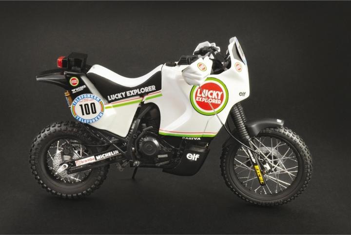 Actual product image Italeri 1:9 Cagiva Elephant 850 Winner 1987