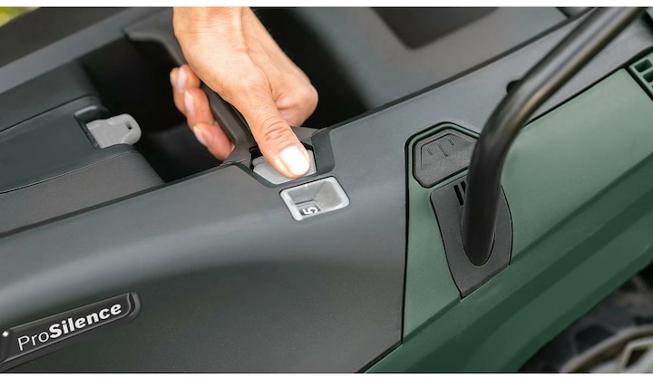 Image du produit Bosch Home & Garden Universal Rotak 36-560 (Fonctionnement sur batterie)