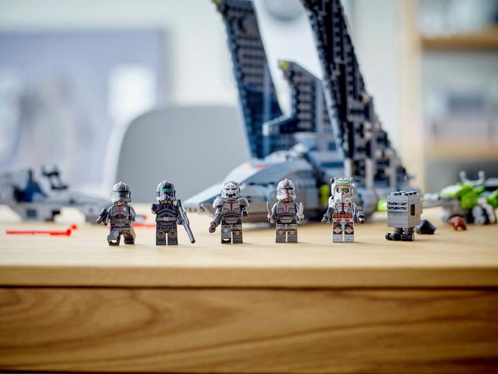 Actual product image LEGO Attack Shuttle from The Bad Batch (75314, LEGO Star Wars)