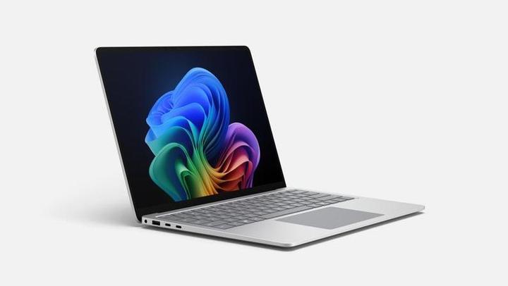 Image du produit Microsoft Surface Laptop 7 for Business (15", 1000 Go, 32 Go, CH, Intel Core Ultra 7 268V)