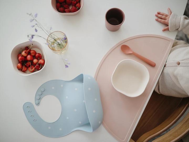 Image du produit Mushie Silicone Place Mat Set de table Clay (46 x 23 cm)
