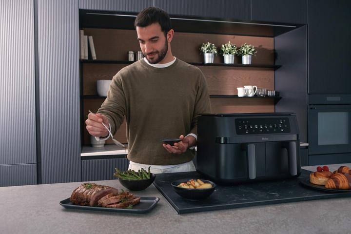 Actual product image Haier I-Master Series 3 Double Drawer 11l AirFryer