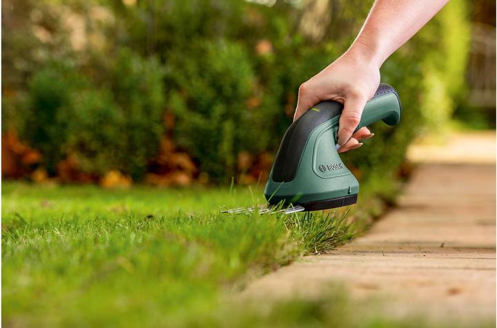 Produktbild Bosch Home & Garden EasyShear (Akkubetrieb)