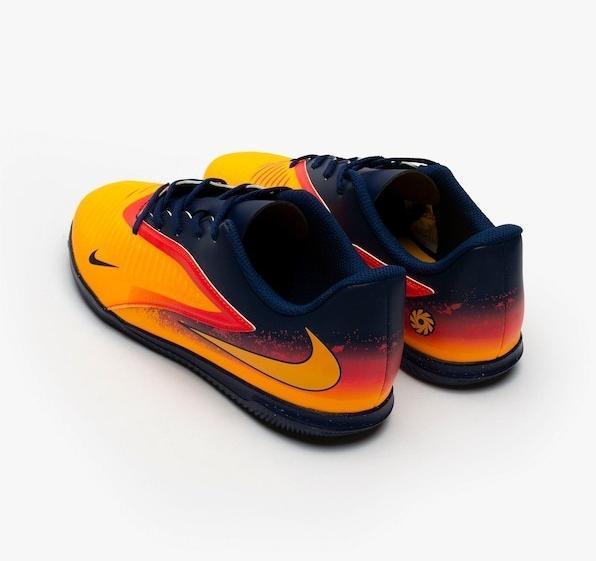 Immagine prodotto Nike Phantom 6 Low Club (38)