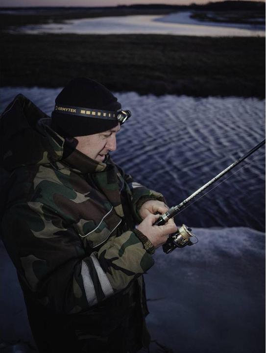 Produktbild ArmyTek Wizard C1 Pro Magnet Multifunktionslampe USB warm (7.63 cm, 930 lm)