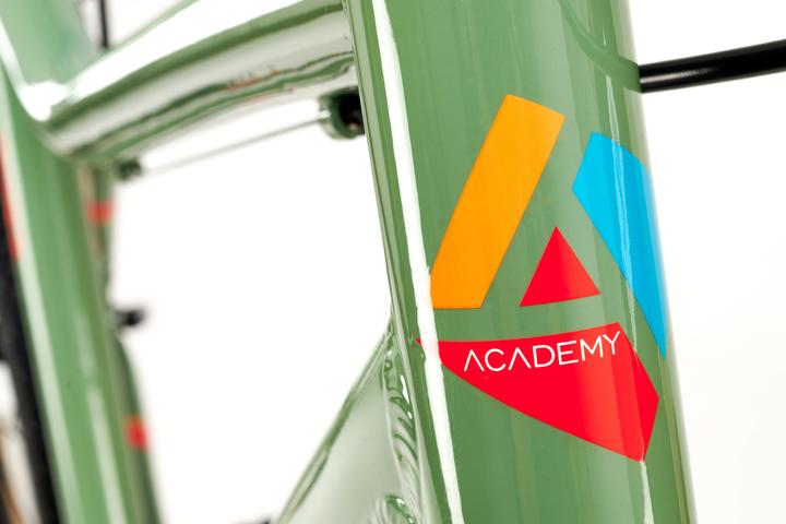 Produktbild Academy Grade 6 (26")