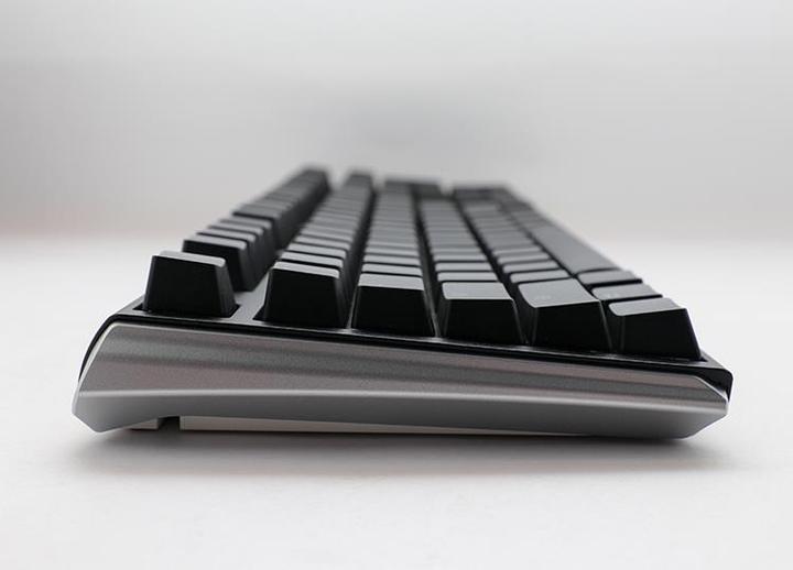 Produktbild Ducky One 3 Classic Black/White Gaming Tastatur, RGB LED - MX-Red (DE, Kabelgebunden)