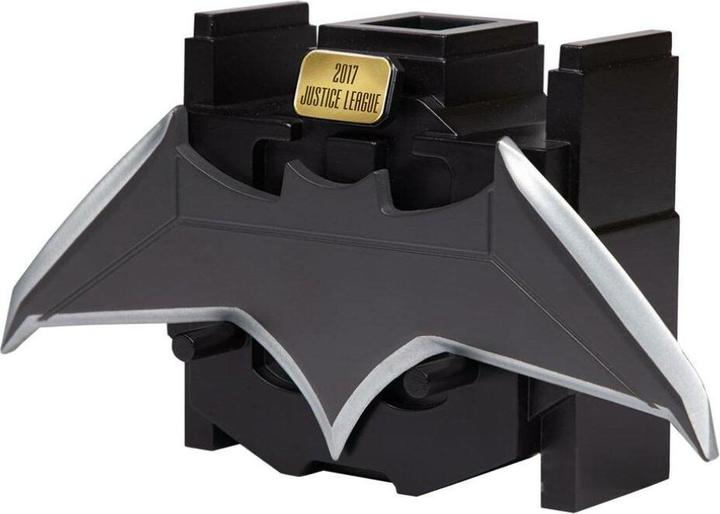 Produktbild Ikon Design Studio Justice League Replik 1/1 Batarang 20 cm