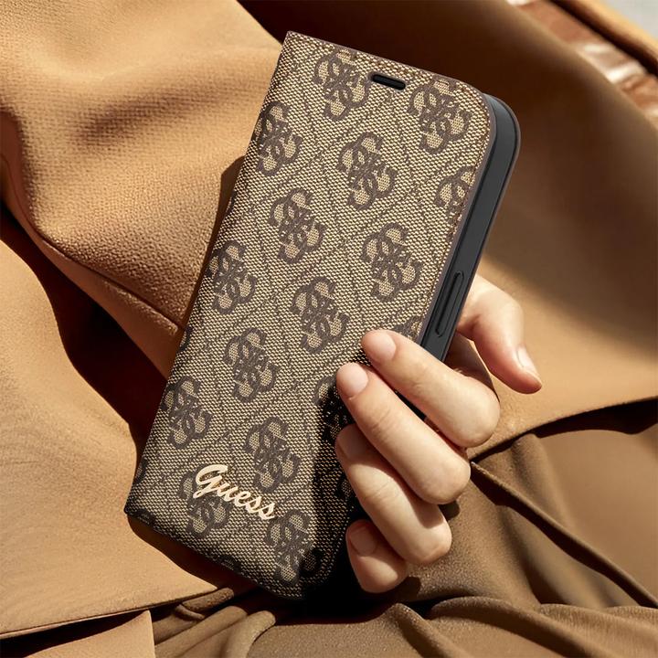 Immagine prodotto Guess GUBKP14XHG4SHW iPhone 14 Pro Max 6.7" brązowy/marrone libro 4G Vintage Gold Logo (Apple iPhone 14 Pro Max)