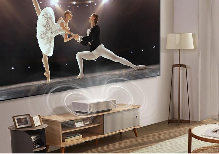 Productafbeelding LG HU715QW (4K, 2500 lm, 0.21:1)