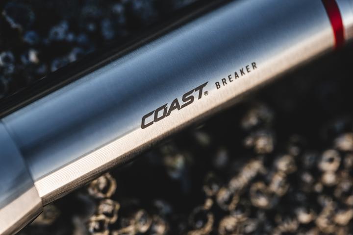 Actual product image Coast BREAKER wasserdichte wiederaufladbare Taschenlampe 1200 Lumen (1200 lm)