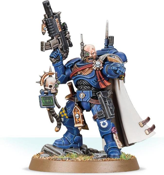 Games Workshop Primaris Captain in Phobos armor