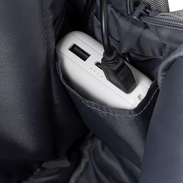 Produktbild Rivacase 7562 grey/dark blue anti-theft Laptop backpack 15.6 (15.60", Universal)