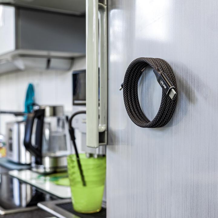 Actual product image InLine Magnetic USB-C cable (2 m, USB 2.0, 100 W)