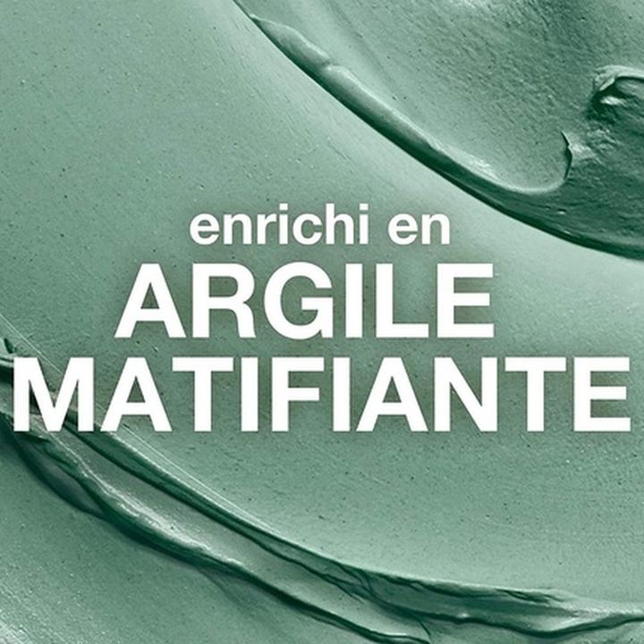 Immagine prodotto Maybelline New York Fondotinta Fit Me Matte & Poreless 100 Warm Ivory 30ml (Avorio caldo)