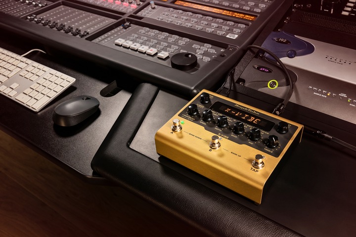 Produktbild IK Multimedia X-Vibe (Gitarre)