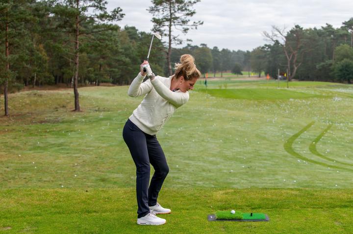 Actual product image Pure2improve Hitting Mat