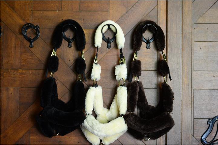 Actual product image Kentucky Horsewear Halter lambskin