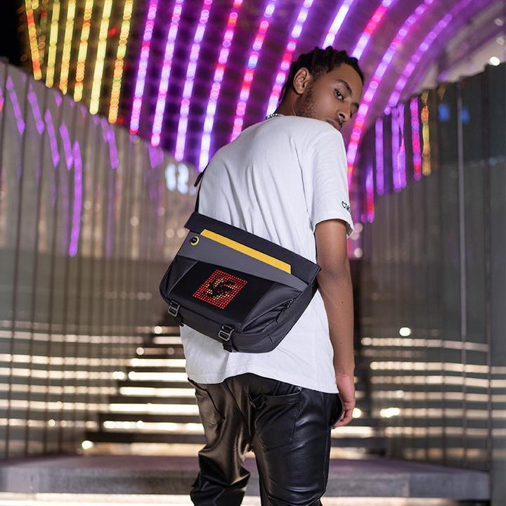 Produktbild Divoom Slingbag-Vblack (Fotokoffer)