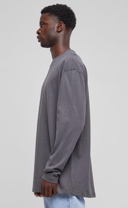 Actual product image Urban Classics Oversized open edge longsleeve - 126823 (M)