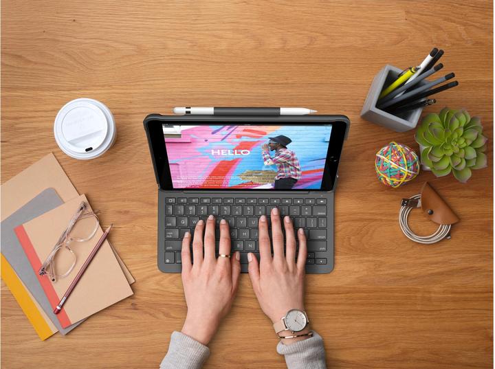 Immagine prodotto Logitech folio sottile (CH, iPad 2019 (7° gene), iPad 2020 (8. Gen), iPad 2021 (9a generazione))