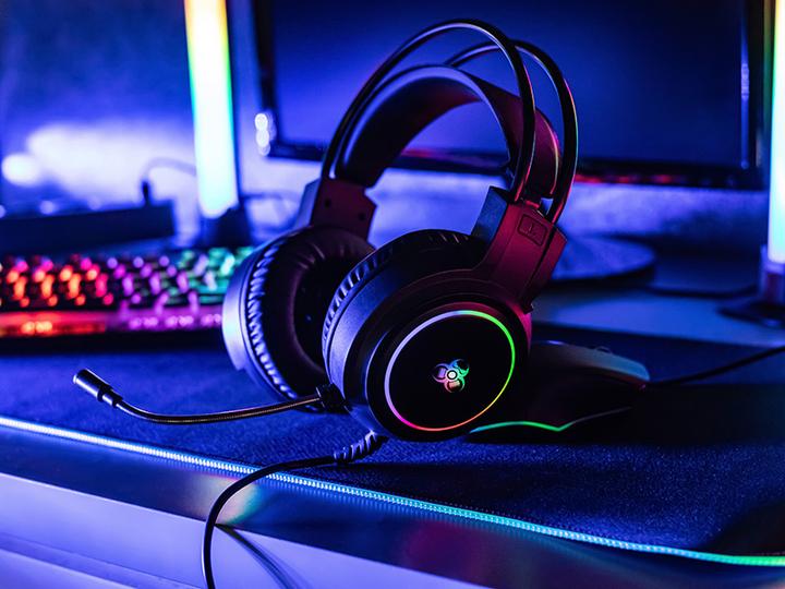 Actual product image Tracer Gaming Ακουστικά GZ X1 με RGB LED φωτισμό,Εύκαμπτο μικρόφωνο,USB,Ρυθμιστή έντασης - SLU47523 (Cable)