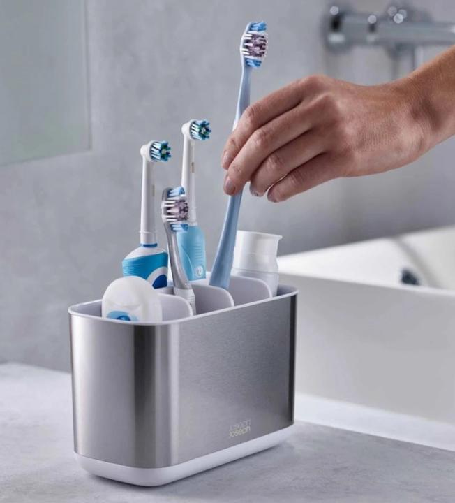 Immagine prodotto Joseph Joseph 70551 Bathroom Beauties Set per lavabo da 2 pezzi con portaspazzolino e pompa per sapone, acciaio