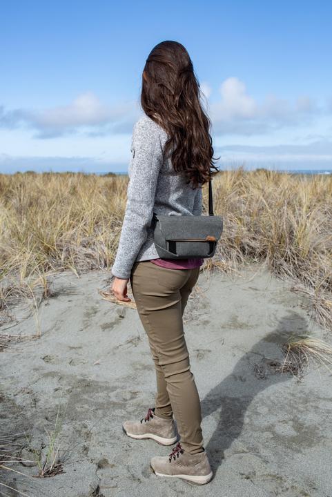 Immagine prodotto Peak Design Borsa da campo v2 (Marsupio per fotocamera, Borsa a tracolla per fotocamera, 3 l)