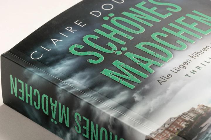 Produktbild Schönes Mädchen - Alle Lügen führen zu dir (Deutsch, Claire Douglas, 2022)