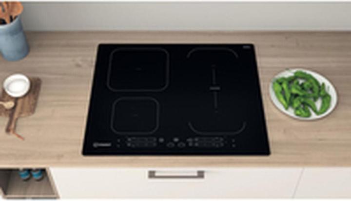 Actual product image Indesit IB 65B60 NE Black Integrated 59 cm Zone Induction Hob 4 Zone(s) (59 cm, Induction hob)