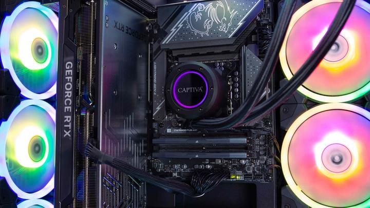Produktbild Captiva PC Highend Gaming R83-545 (Ryzen 9 7900X3D/RTX4080 Super 16GB GDDR6X/SSD 2TB/32GB/WLAN/Windows 11 H (2000 GB, 32.77 GB, AMD Ryzen 9 7900X3D, GeForce RTX 4080 SUPER)
