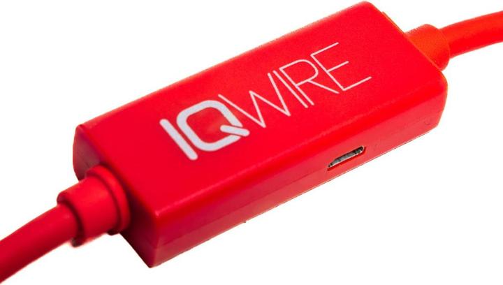 Image du produit IQwire 33 (10m) USB C vers Micro-B Angle droit (10 m, USB 2.0)
