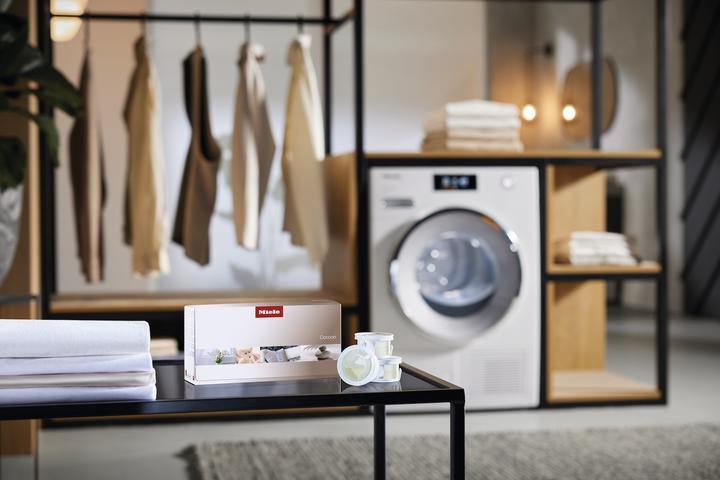 Produktbild Miele Cocoon (150 Waschgänge, Flüssigwaschmittel)