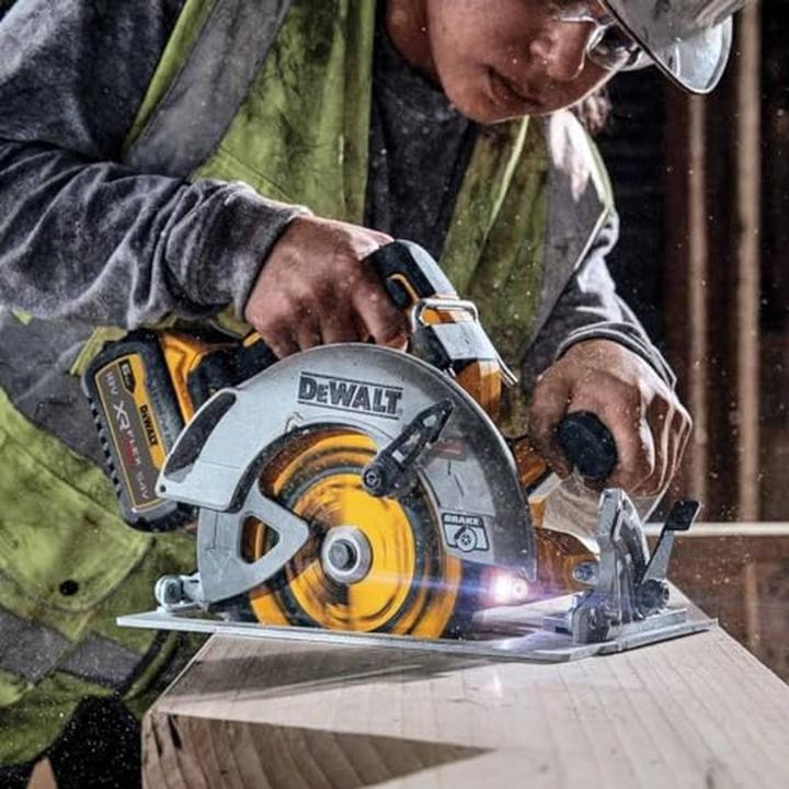 Produktbild DeWalt Akku Handkreissäge