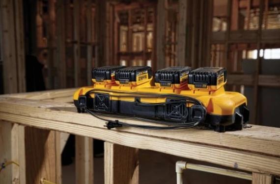 Immagine prodotto DeWalt Caricabatterie XR multi-tensione a 4 porte da 8A (10.8 V)