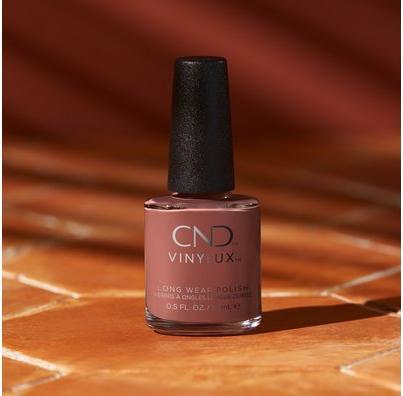 Immagine prodotto CND Vinylux Longwear Brown Nail Polish Gel-like Shine and Chip Resistant Color Terracotta Dreams 0.5 Fl (Sogni di terracotta, Smalto per unghie effetto gel)