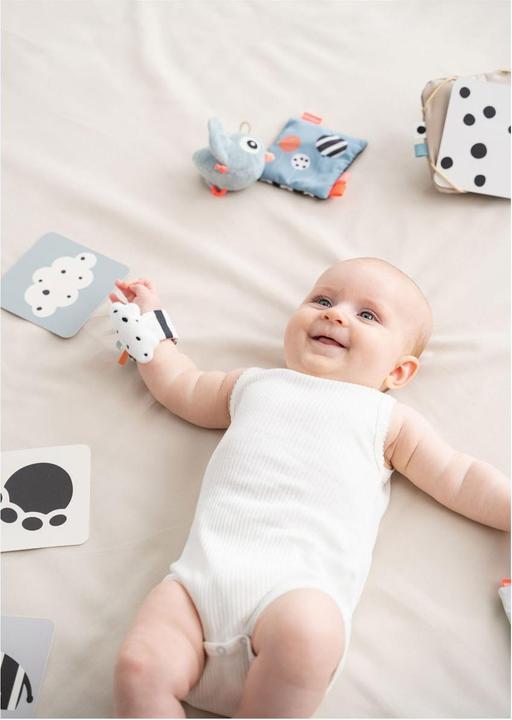 Actual product image Done by Deer Rasseln & Greiflinge Rasselarmband 2er Pack - Happy Clouds -