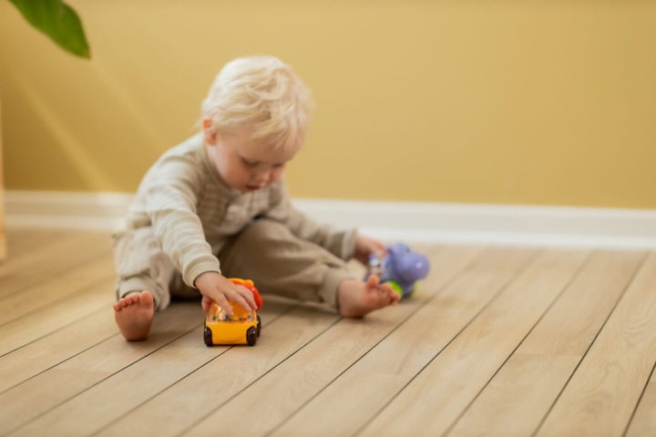Produktbild Scandinavian Baby Products Babyspielzeugauto - Konfetti-Löwe