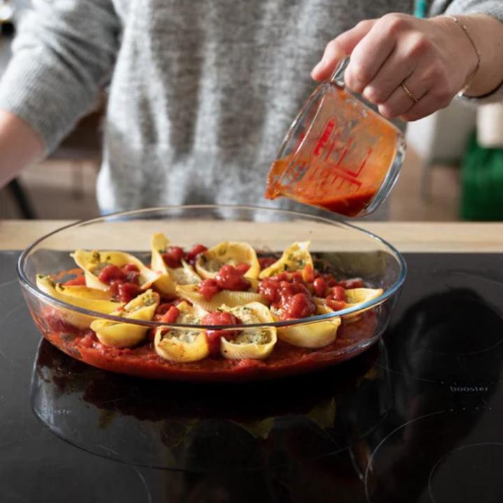 Actual product image Pyrex Roaster oval without lid