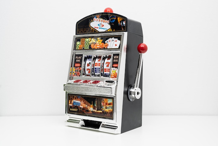 Actual product image Mad Monkey Slot machine (20 x 38 cm)