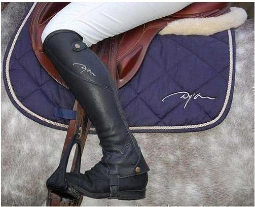 Actual product image Dy'on Saddle pad