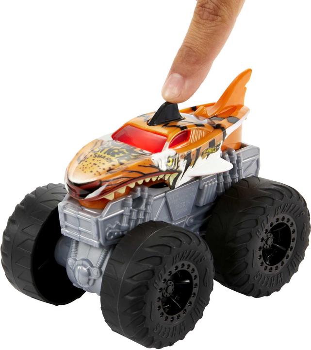 Actual product image Hot Wheels Monster Trucks Roarin' Wreckers™ Tiger Shark