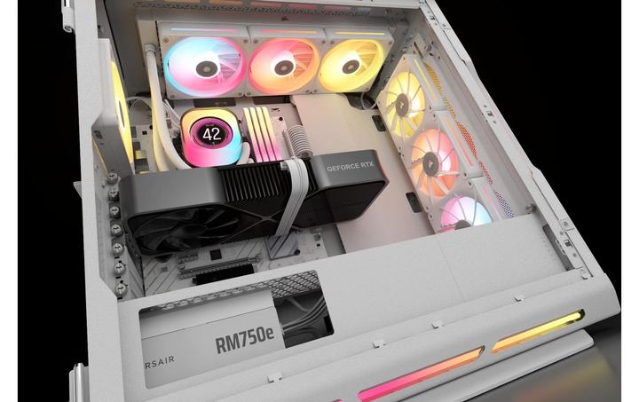 Produktbild Corsair PSU RMe White 750W 80+Gold FM ATX3.1 2025 (750 W)