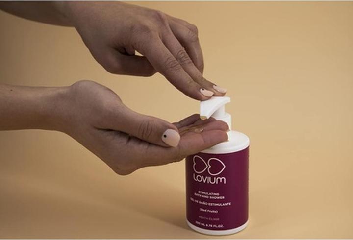 Actual product image Lovium Stimulating Shower Gel Red Berry Aroma 200ml (200 ml)