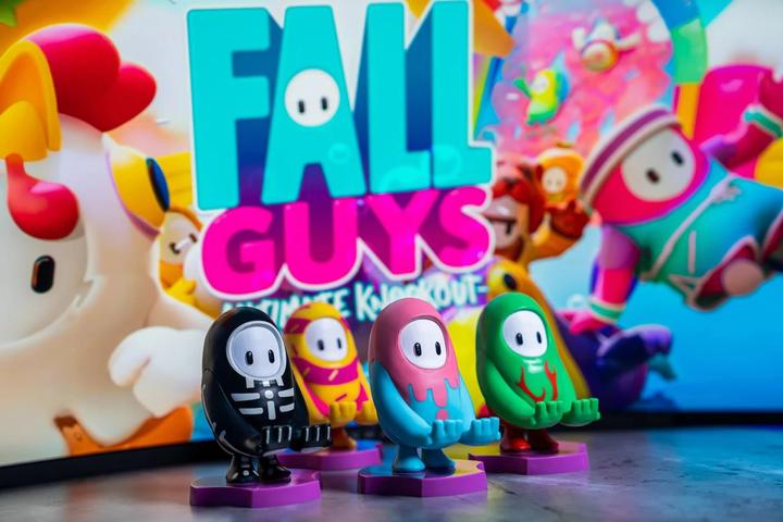 Actual product image Exquisite Gaming Fall Guys: Skelly - Cable Guy Holdem