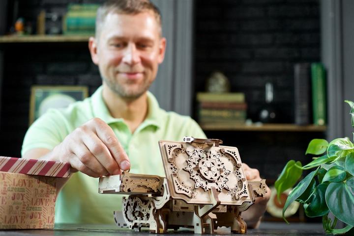 Produktbild Ugears Antik-Schatulle